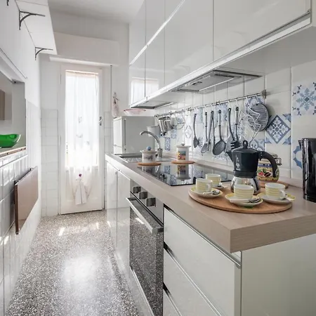 La Casa Al Mare One Step From The Apartment *